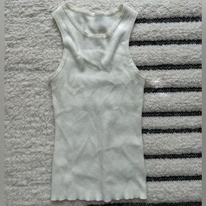 White knit tank